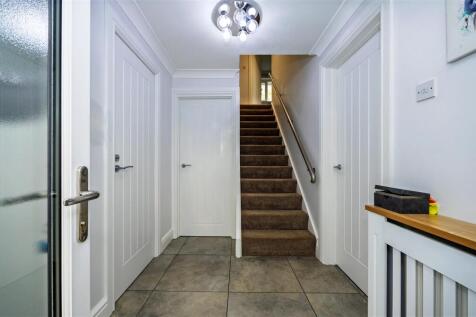 Hallway reception SAPL3714-20251124-DxO_DeepPRIME 