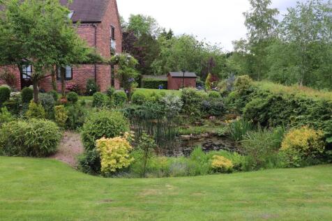 communal gardens.jpg