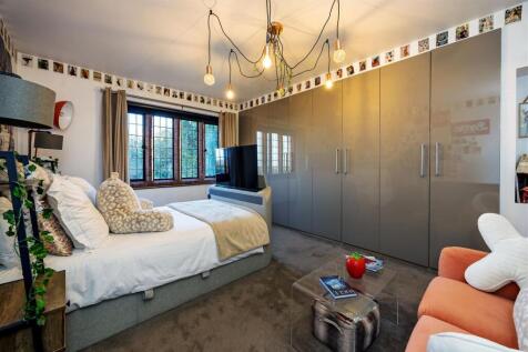 Bedroom 2 SAPL3877-20251125-DxO_DeepPRIME XD2s.jpg