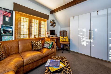 Bedroom 4 SAPL3845-20251125-DxO_DeepPRIME XD2s.jpg