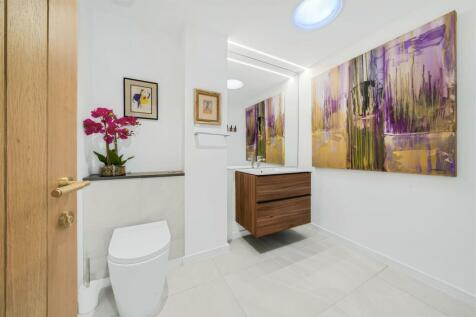hCloakroom.jpg