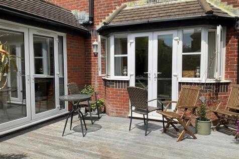 Decking 1.jpg