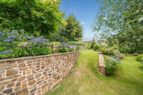 Raddington, Seddons