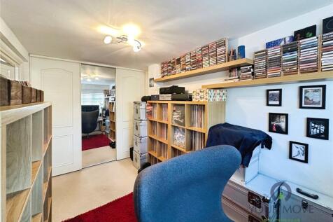 Bedroom 4/Reception