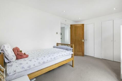 bed 1 csf .jpg
