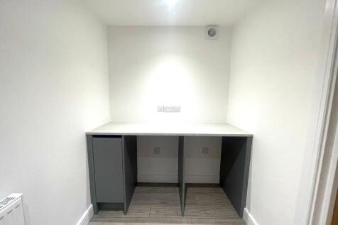 Utility Room.JPG