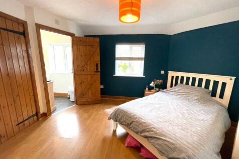 Bedroom One.JPG
