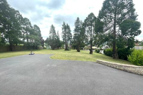 Driveway.JPG