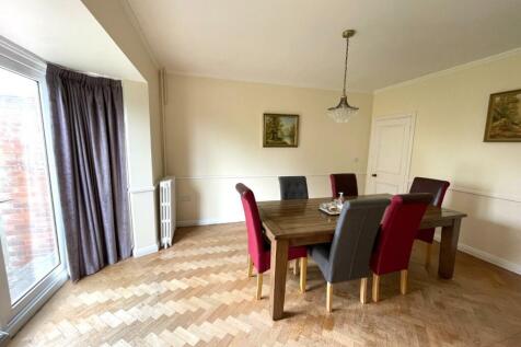 Dining Room.JPG