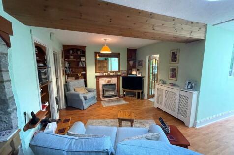 Living Room Two.JPG