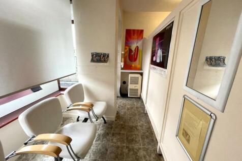 Front Waiting Area.JPG