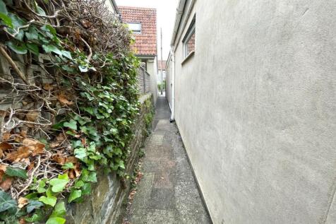 Side Access.JPG