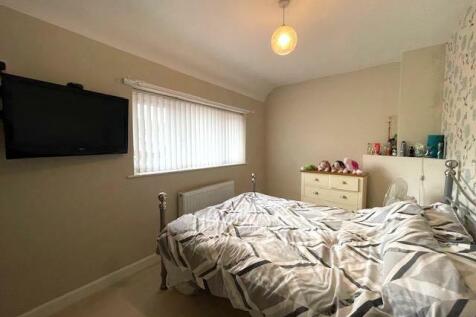 Bedroom One.JPG