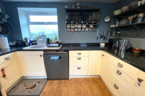 Kitchen Three.JPG