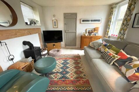 Living Room.JPG