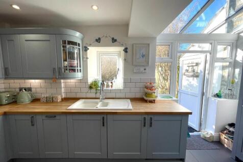 Kitchen Three.JPG