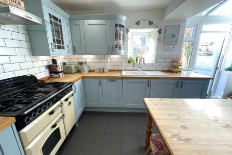 Kitchen Three.JPG