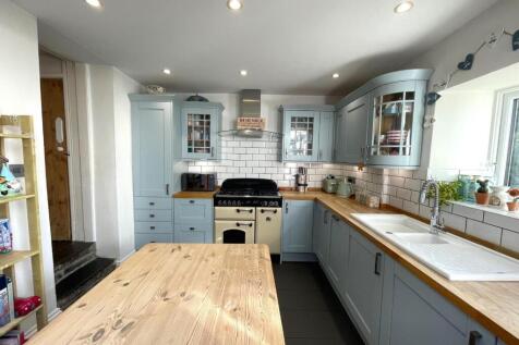 Kitchen Two.JPG