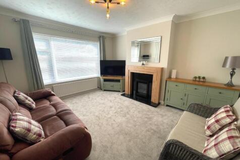 Living Room.JPG