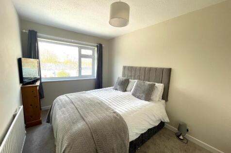 Bedroom One.JPG