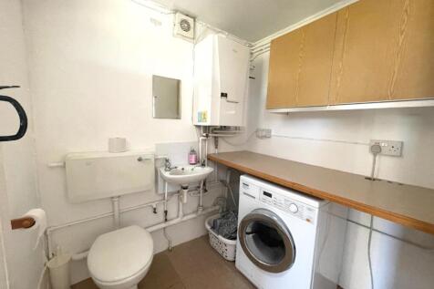 Utility Room.JPG