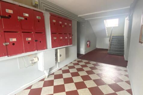 Building Entrance.jpg