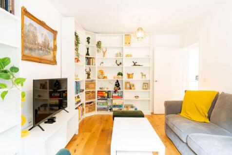 Living Room.jpg