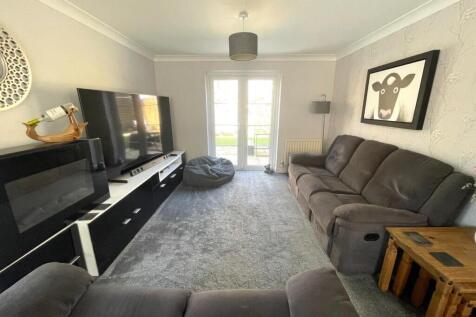 Living Room.JPG