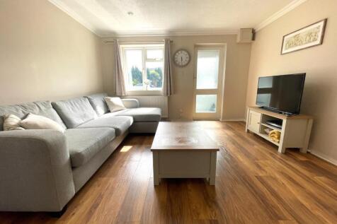 Living Room.JPG