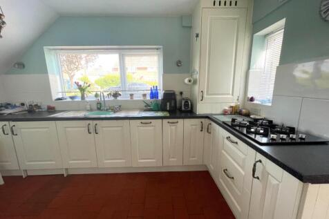Kitchen Two.JPG