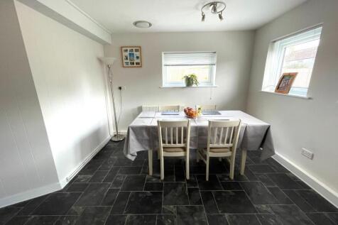 Breakfast Room.JPG