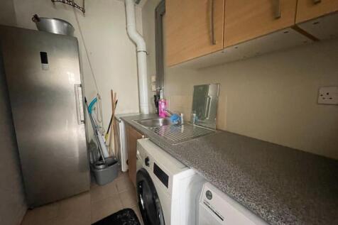 Utility Room.JPG