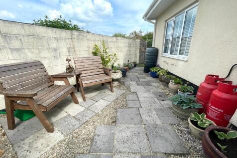 Patio.JPG