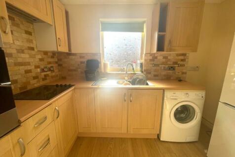 Kitchen.JPG