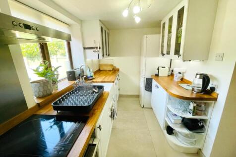 Kitchen 3.jpg