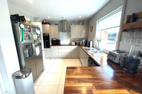 Kitchen Three.JPG