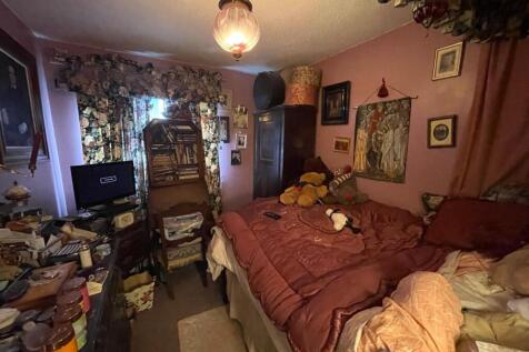 Bedroom Two.JPG