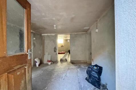 42094-Basement 10.jpg