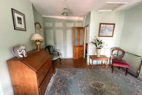 Main Room.JPG