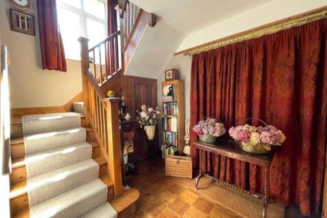 Entrance Hall.JPG