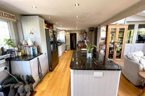 Kitchen Two.JPG