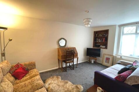 Living Room.JPG