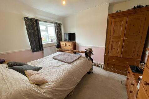 Bedroom One.JPG