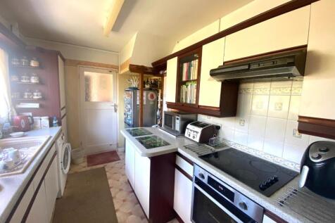 Kitchen.JPG