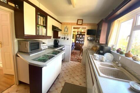 Kitchen Two.JPG