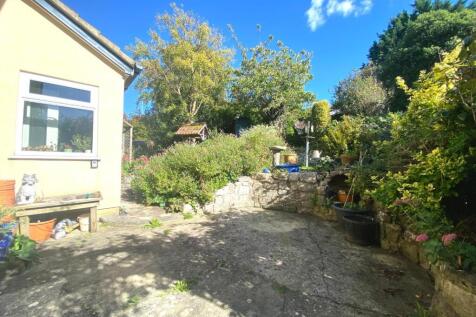 Front Garden.JPG