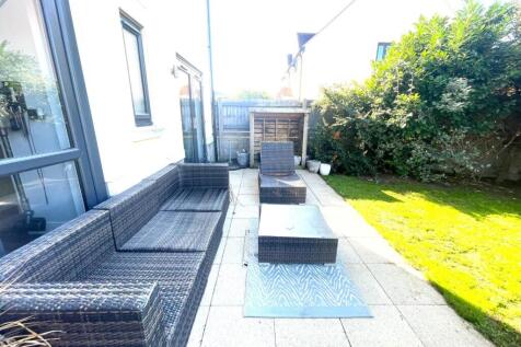 Patio.JPG