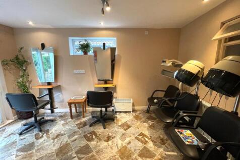 Rear Salon.JPG
