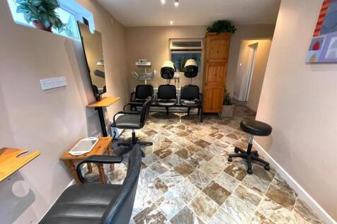 Rear Salon 2.JPG