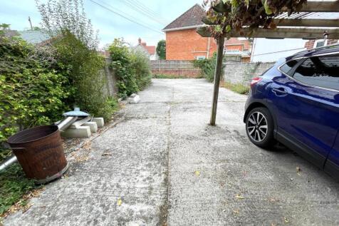 Rear Parking.JPG